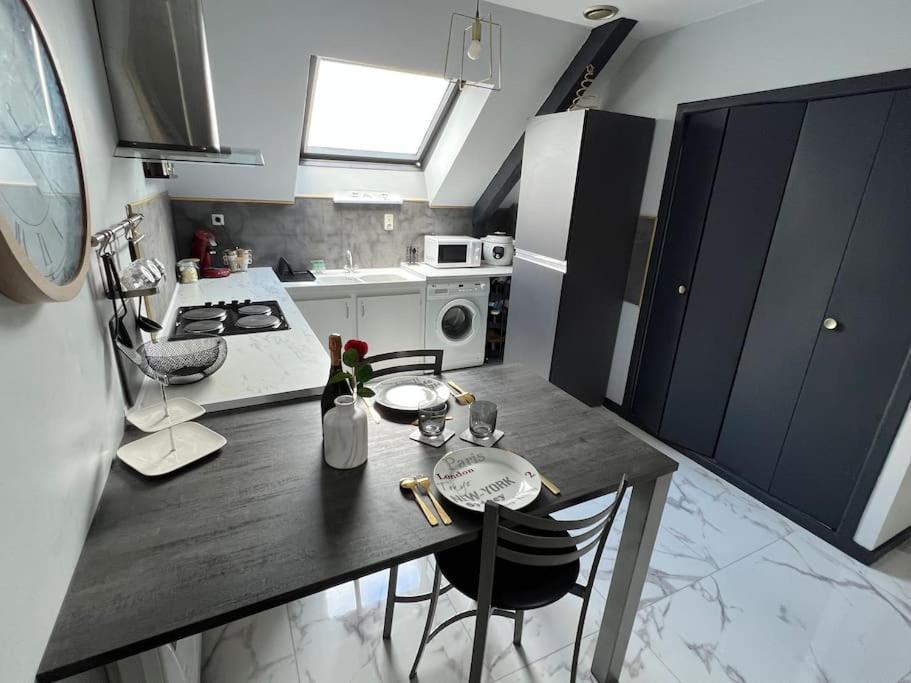 Logement Studio Quintin Bagian luar foto